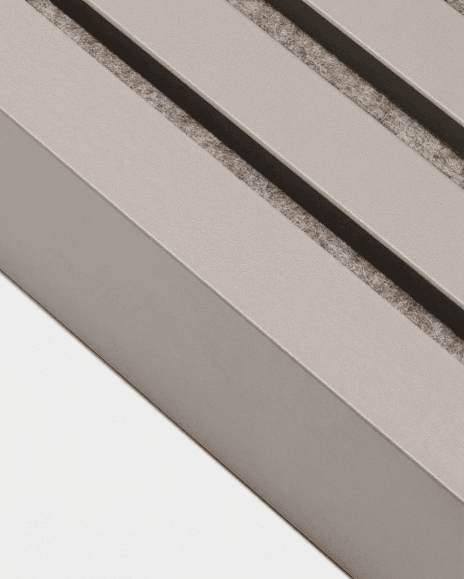 Installation Products | End lamella / Colored, Dark Cashmere, 240 x 6,7 cm